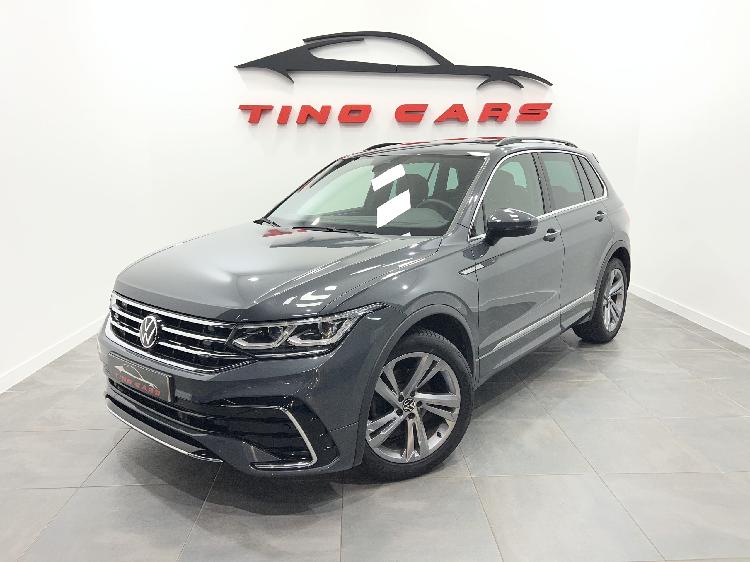 VOLKSWAGEN Tiguan RLine 2.0 TDI 110kW 150CV DSG VOLKSWAGEN Tiguan RLine 2.0 TDI 110kW 150CV DSG