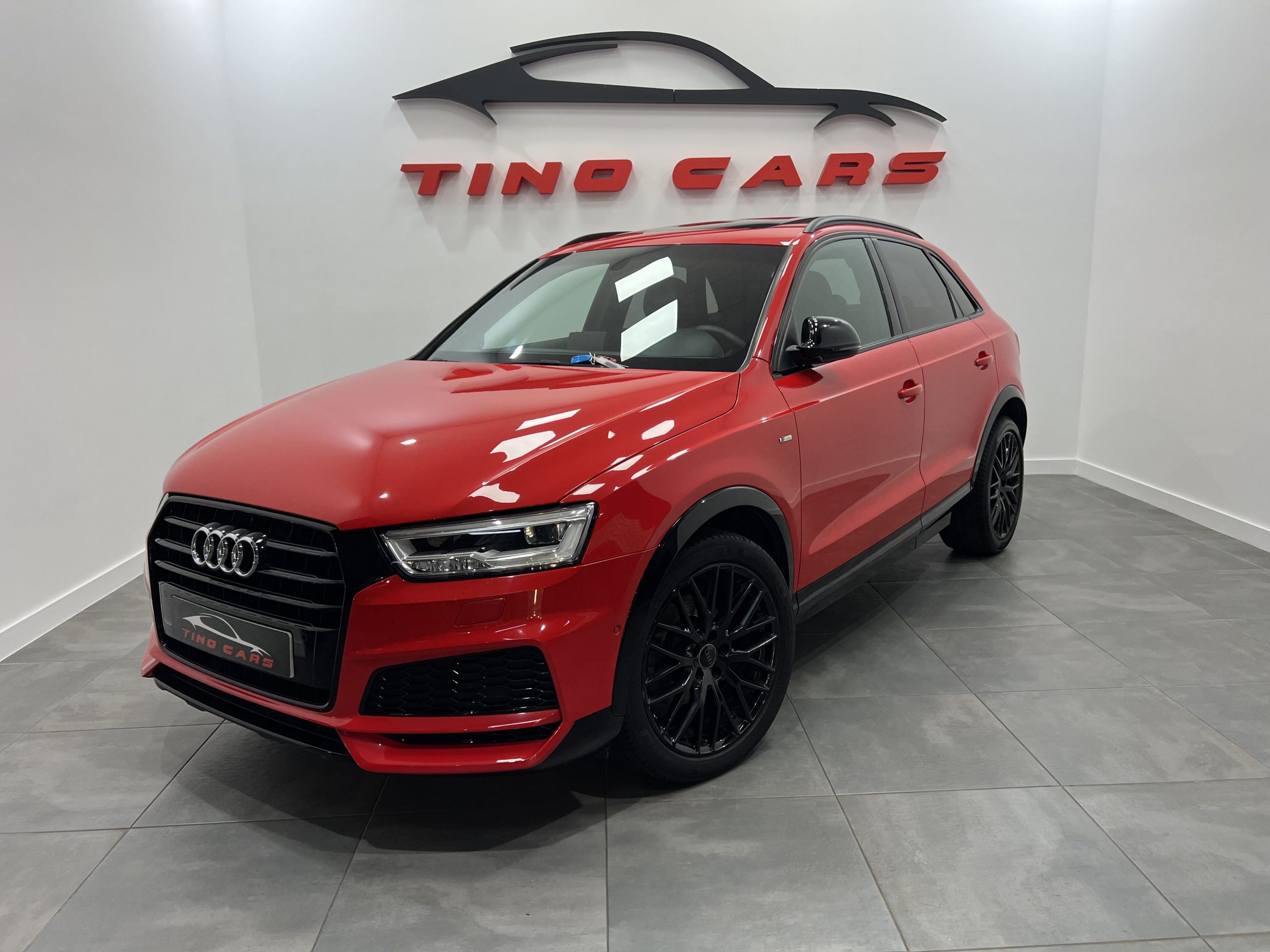 AUDI Q3 Black Line edition 2.0 TDI 110kW 150CV AUDI Q3 Black Line edition 2.0 TDI 110kW 150CV