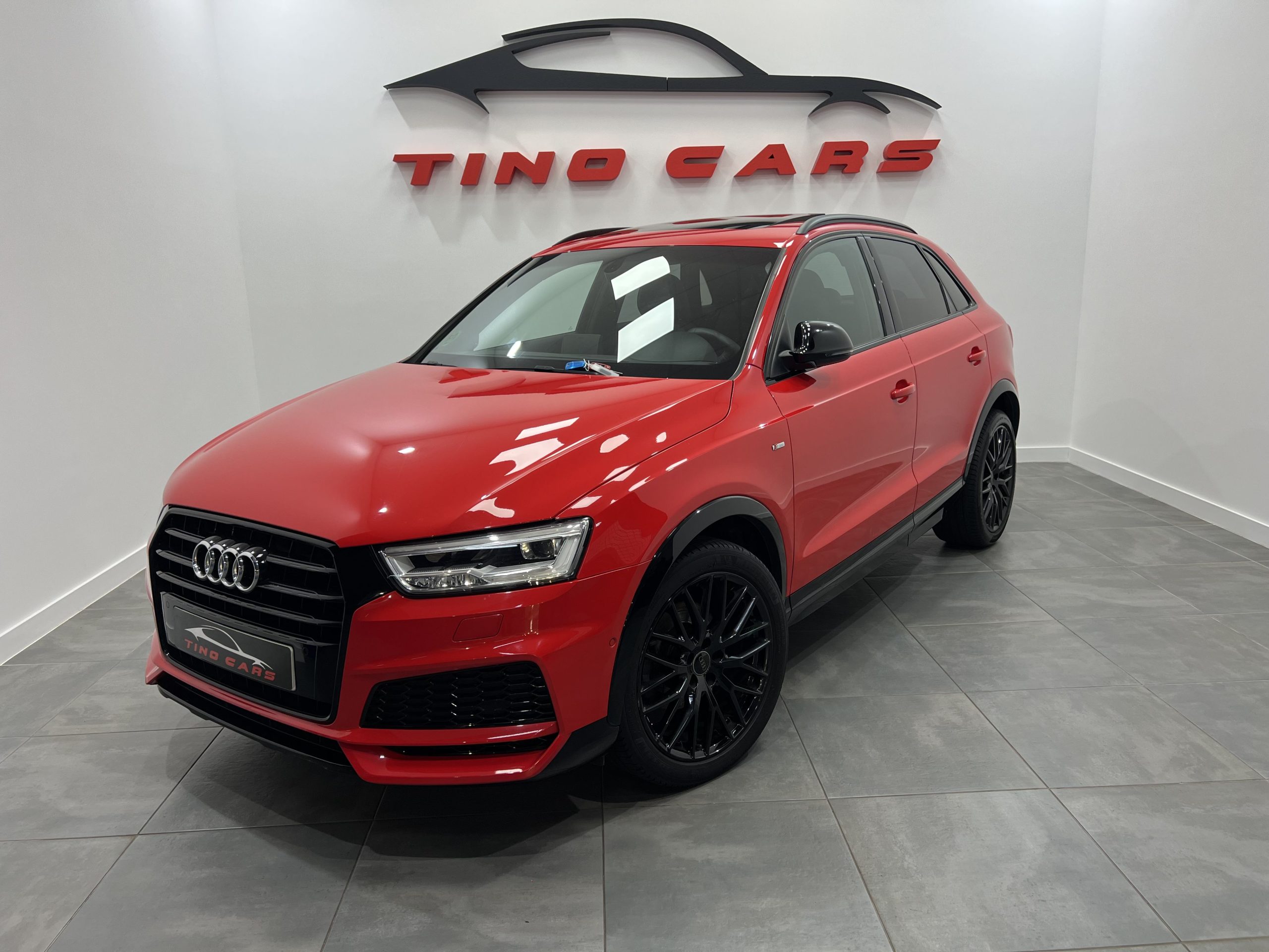 AUDI Q3 Black Line edition 2.0 TDI 110kW 150CV AUDI Q3 Black Line edition 2.0 TDI 110kW 150CV